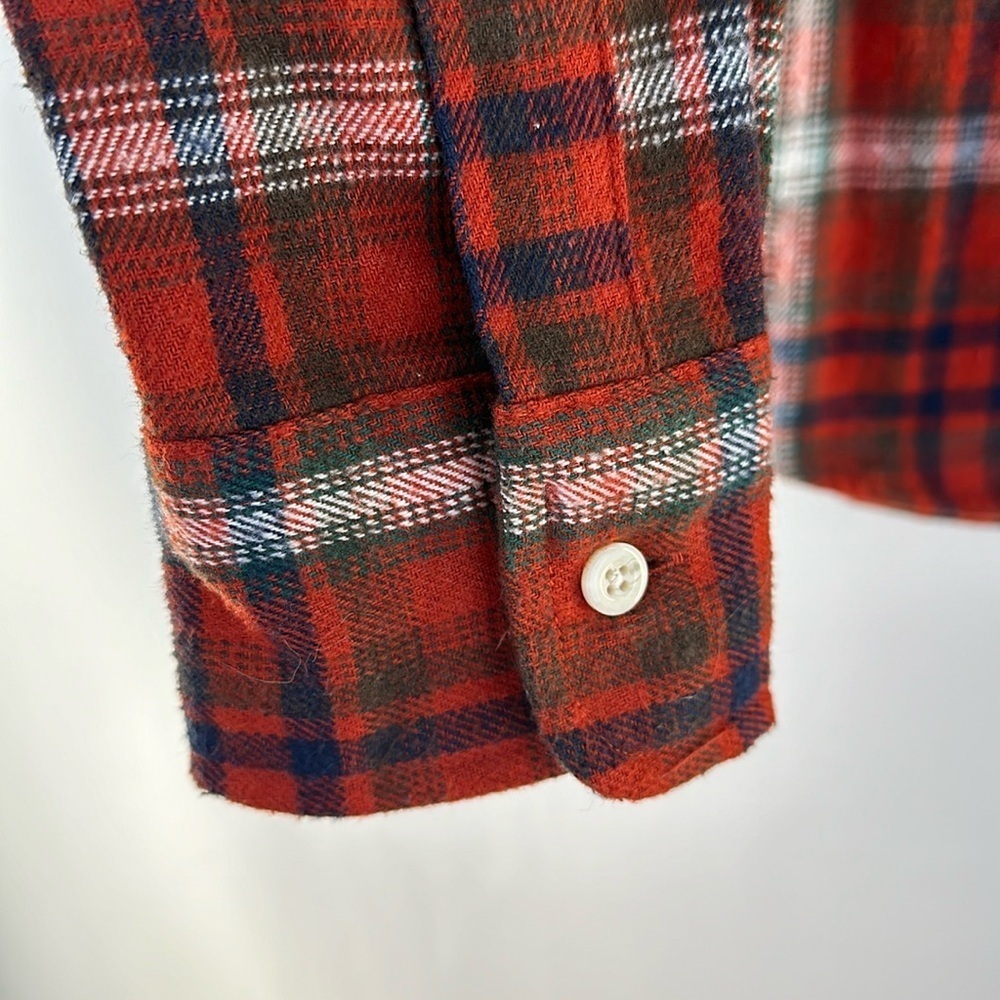 Free Planet Flannel Hoodie Button Down Shirt - Picture 6 of 8